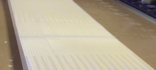 Courroie crantée T10 180 pour le transport de feuilles de caoutchouc