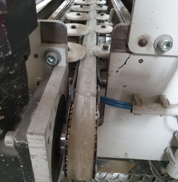 Courroie crantée synchrone AT10 a avec montage rapide ERO Joint et revêtement polyuréthane