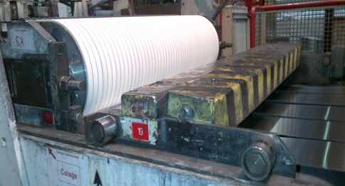 Courroie de tensionneur pour application refendage de coils