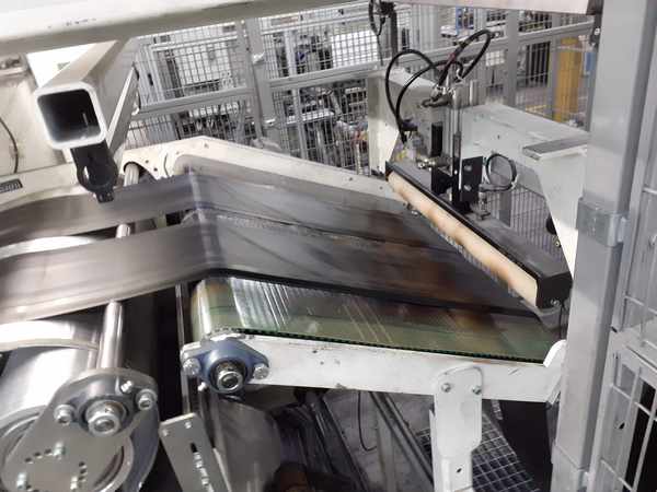 Courroie dentée large ERO Joint WT pour la fabrication de pneu