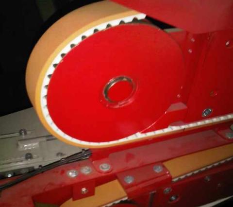 Courroie crantee AT20 pour rectifieuse de briques